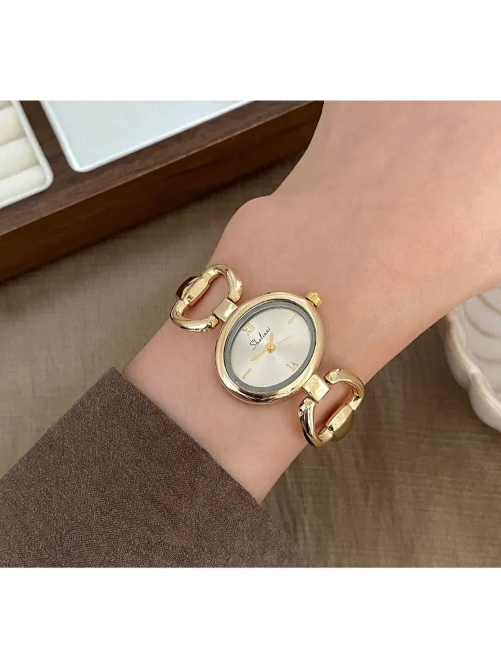 N/A elegant unique
